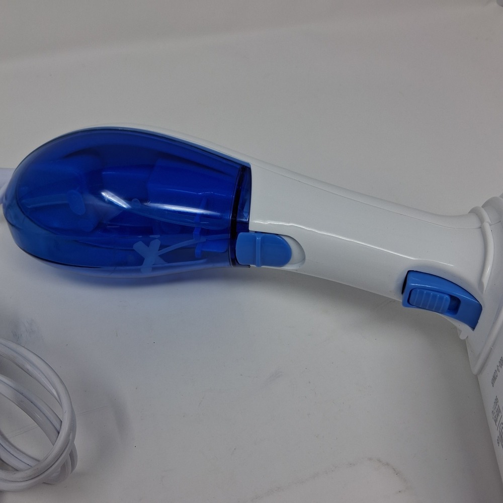Conair ExtremeSteam Handheld Fabric Steamer White Blue GS237X 1110W Corded - Picture 3 of 8